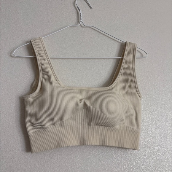 JOYO Amazon NWOT Seamless Ribbed Tank Top Sports Bra Size Medium Cream - Picture 3 of 10